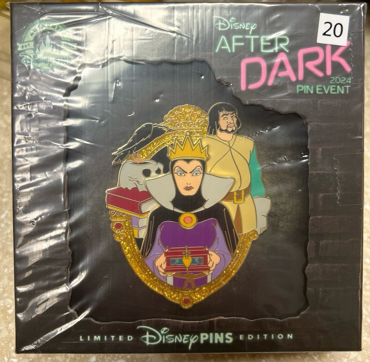 Disney After Dark Evil Queen Cluster Jumbo Pin