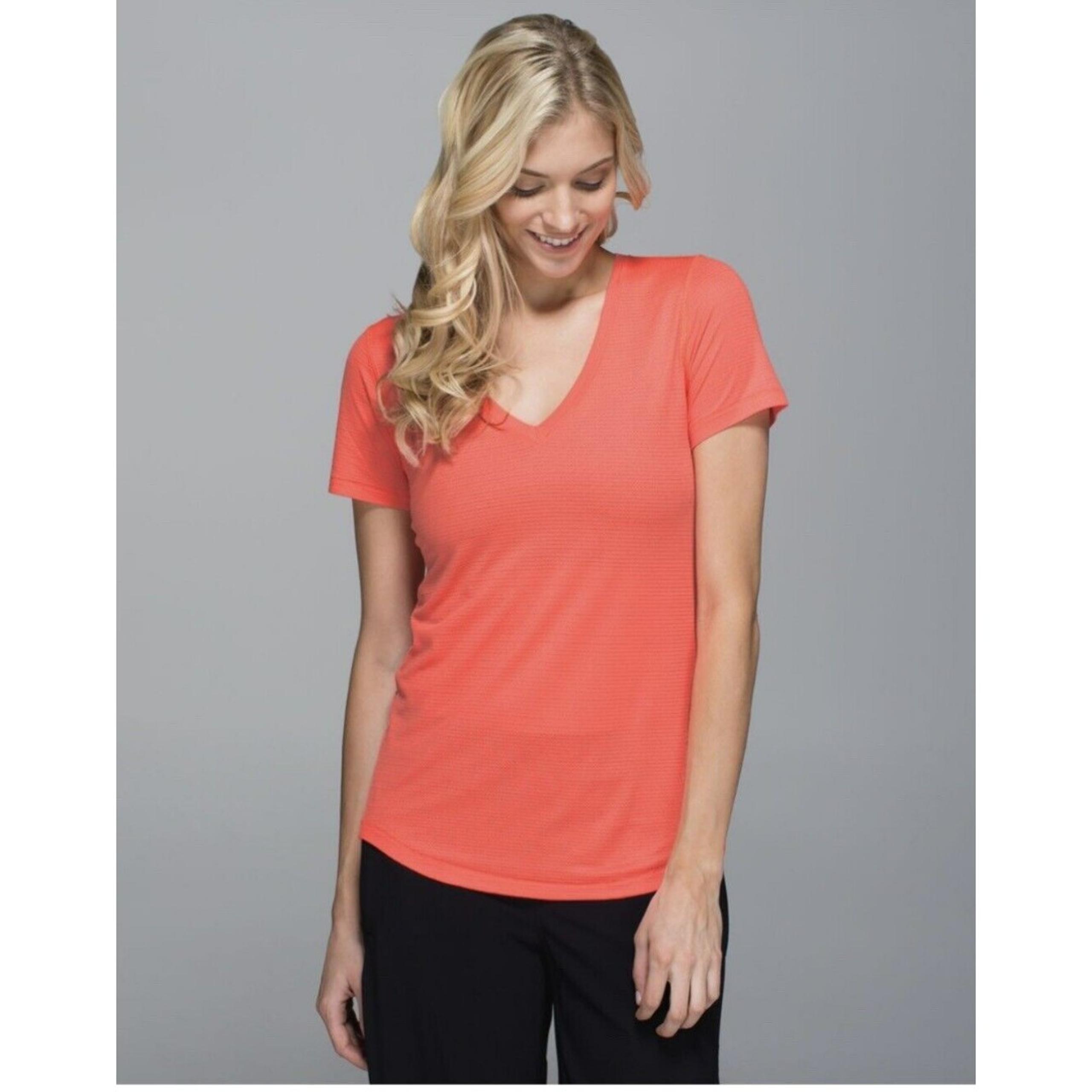 Lululemon What the Sport Tee V-Neck Mesh Top TShirt Short Sleeve Sz 6 Grapefruit