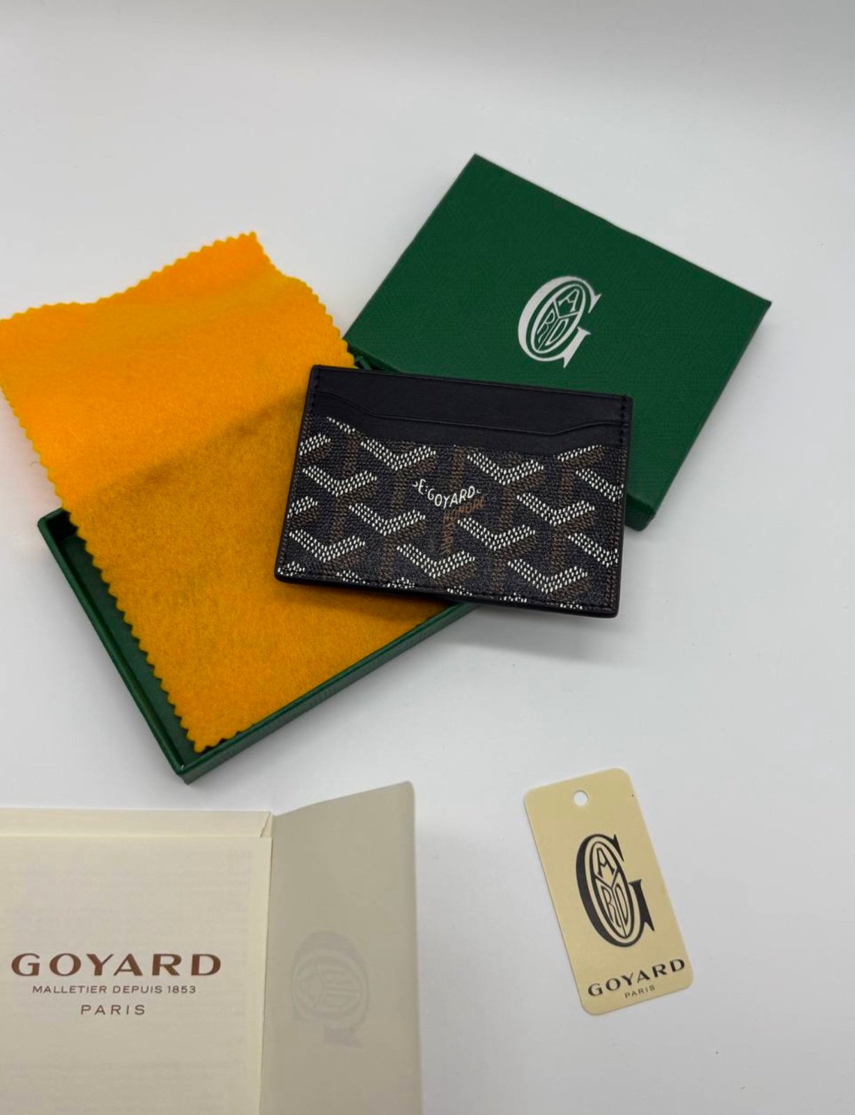 Go yard Card Holder