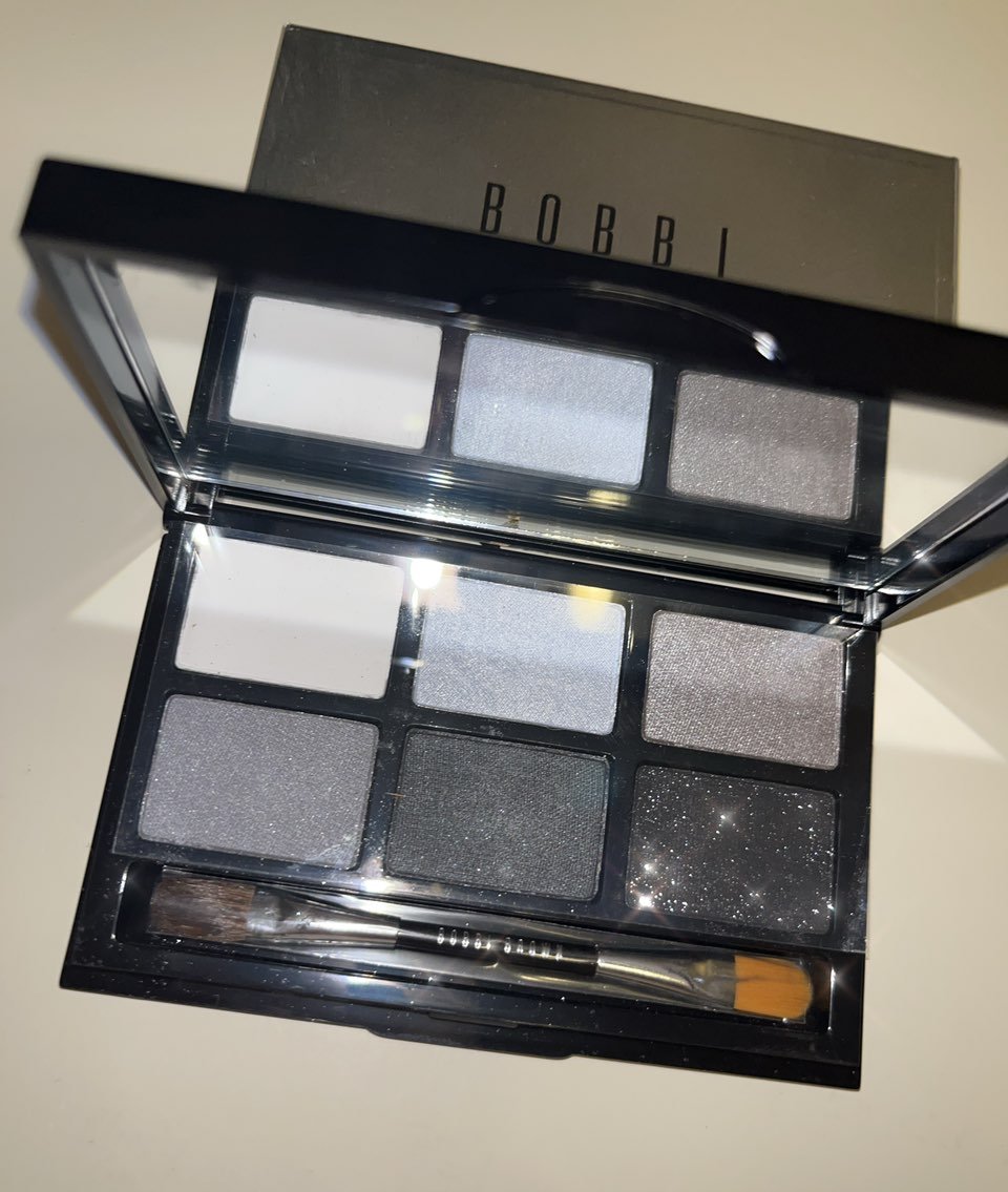 Bobbi Brown Cool Party Palette Eyeshadow Makeup Eyes New