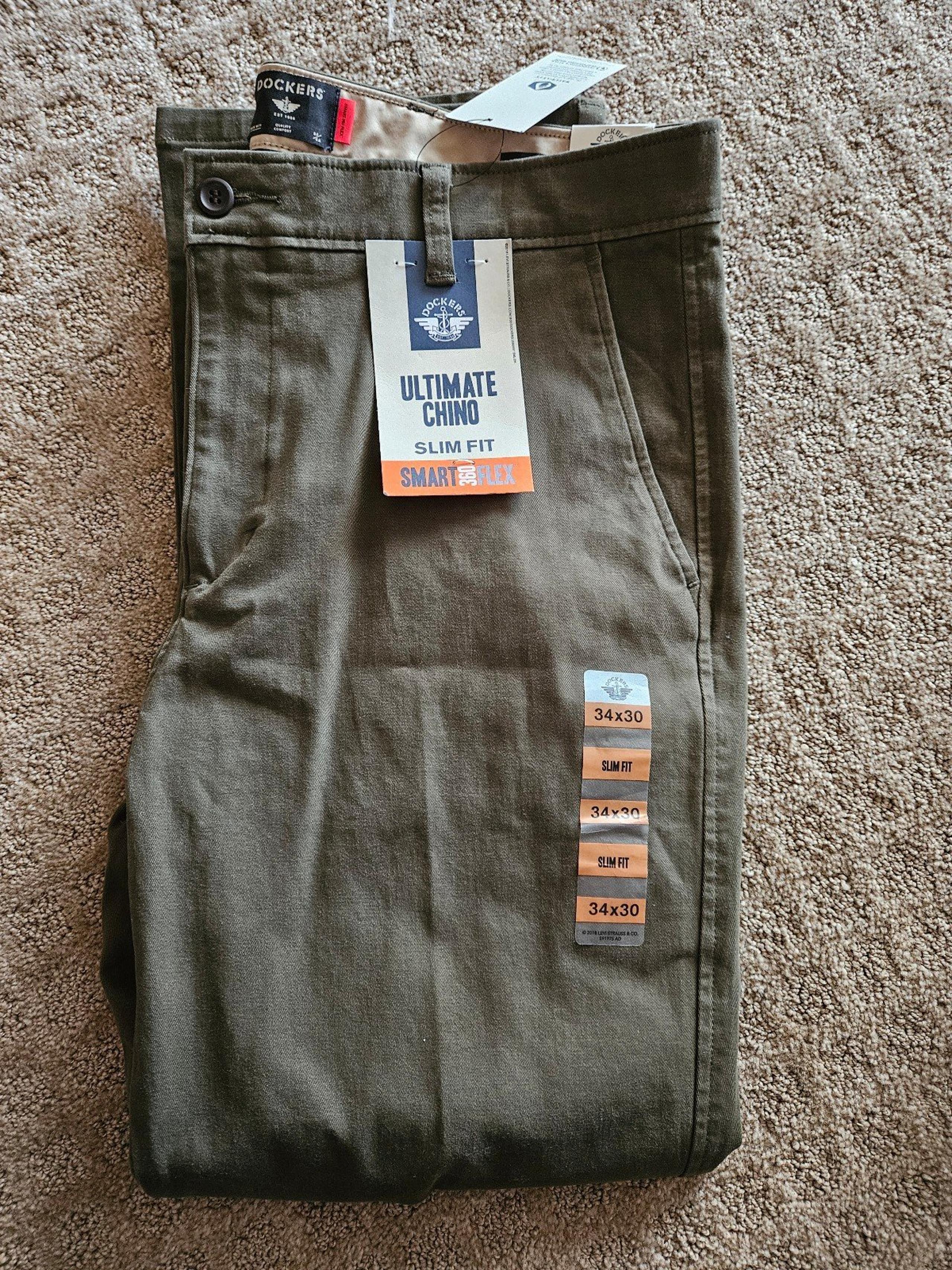 Men's Dockers Ultimate Chino 34 x 30 NEW