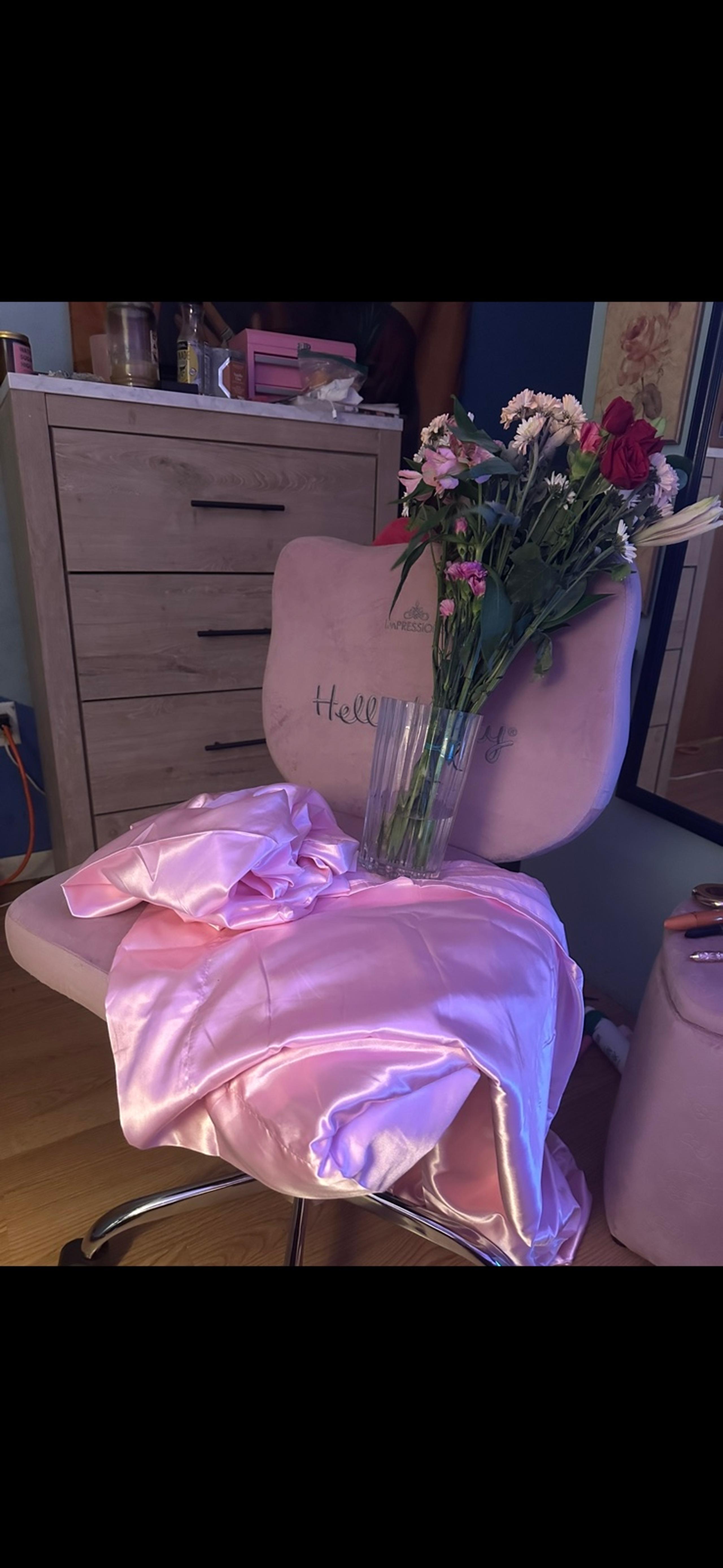 Hello Kitty Chair and Ottoman Set