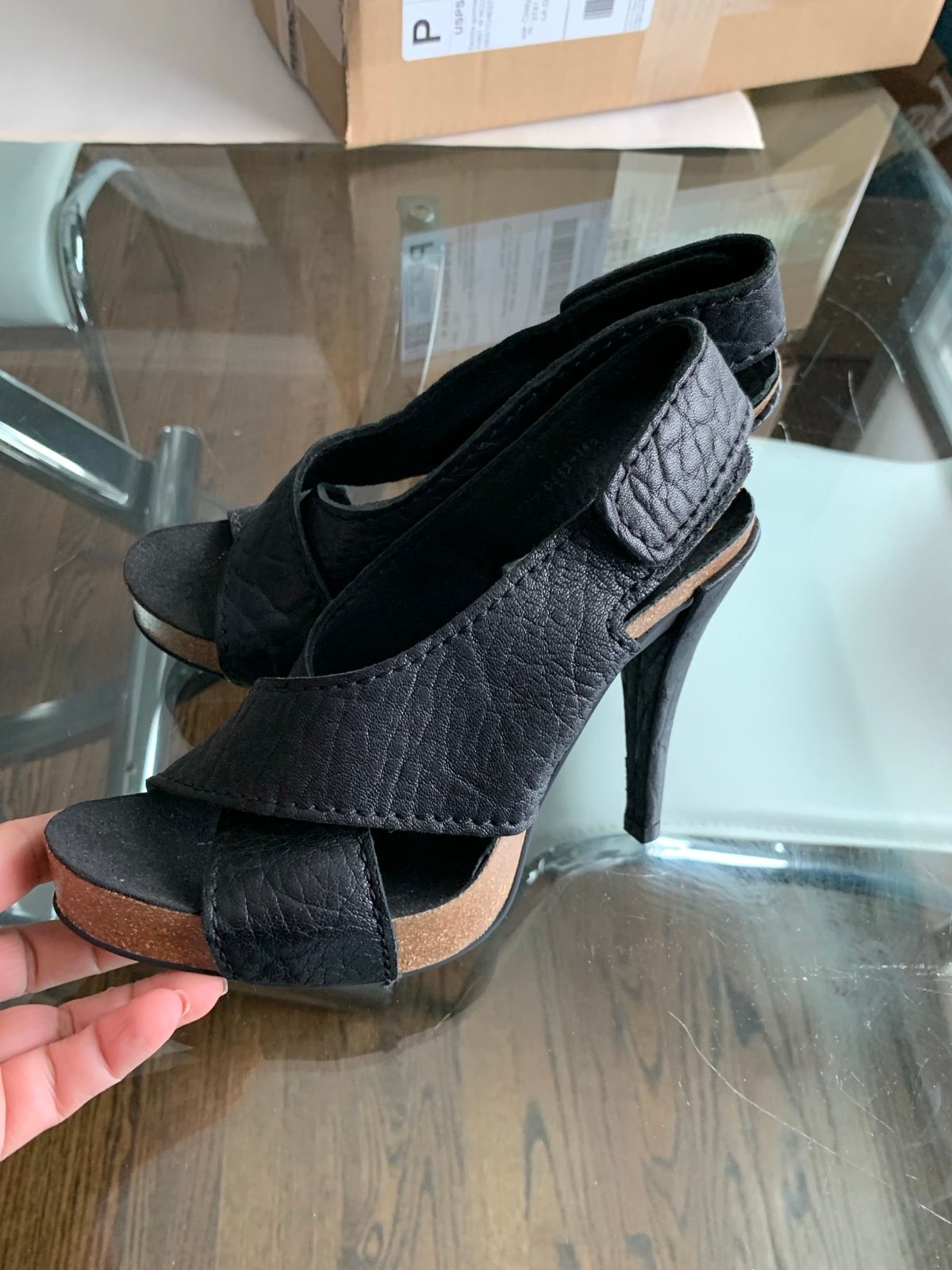 Pedro Garcia Maggie Black Pebble Slingback Heels open toe Beautiful. 8