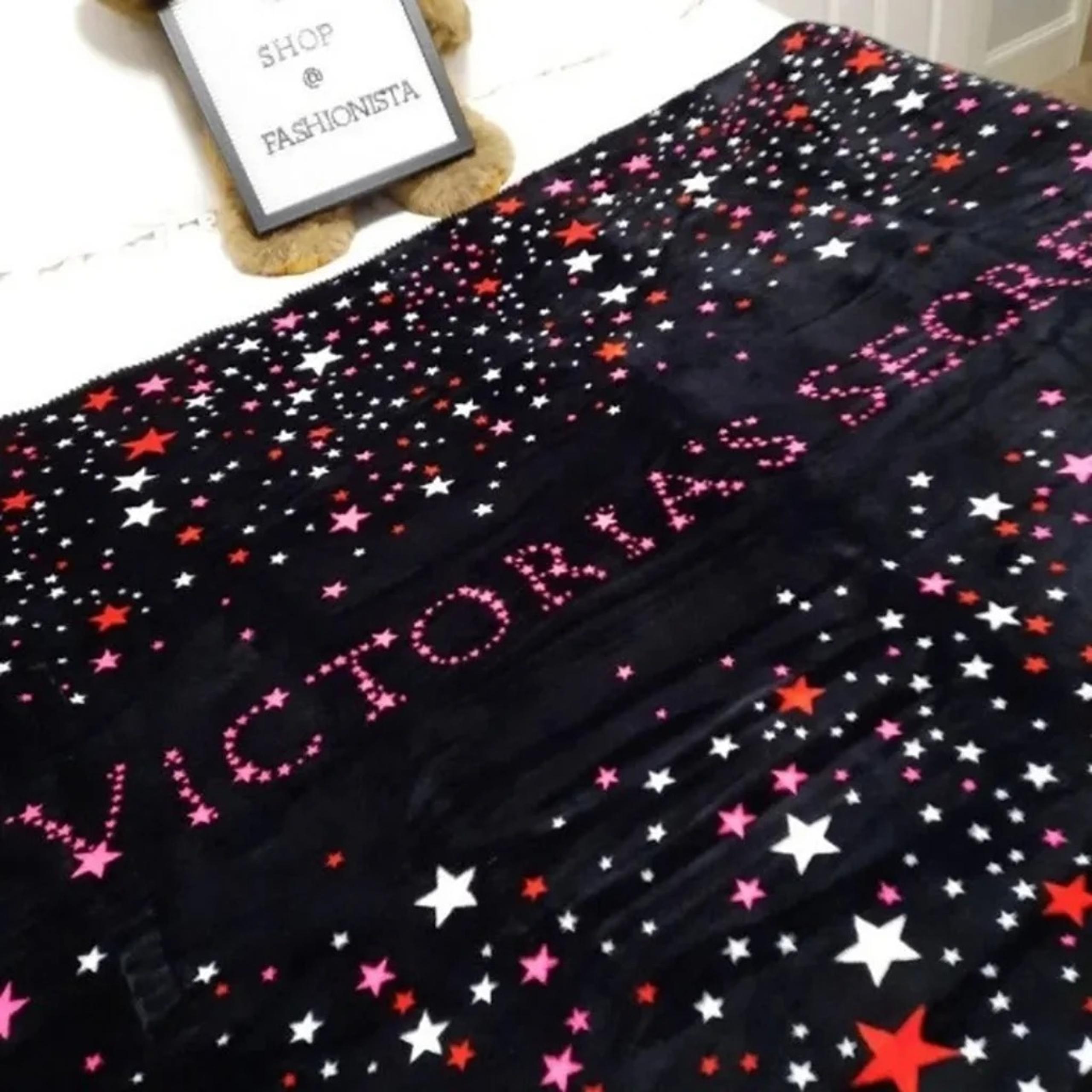 NEW Victoria's Secret Sherpa Soft Blanket in Stars