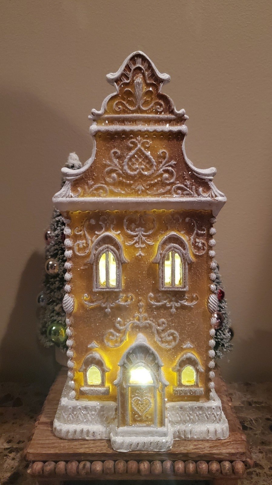 Victorian Light Up Gingerbread House