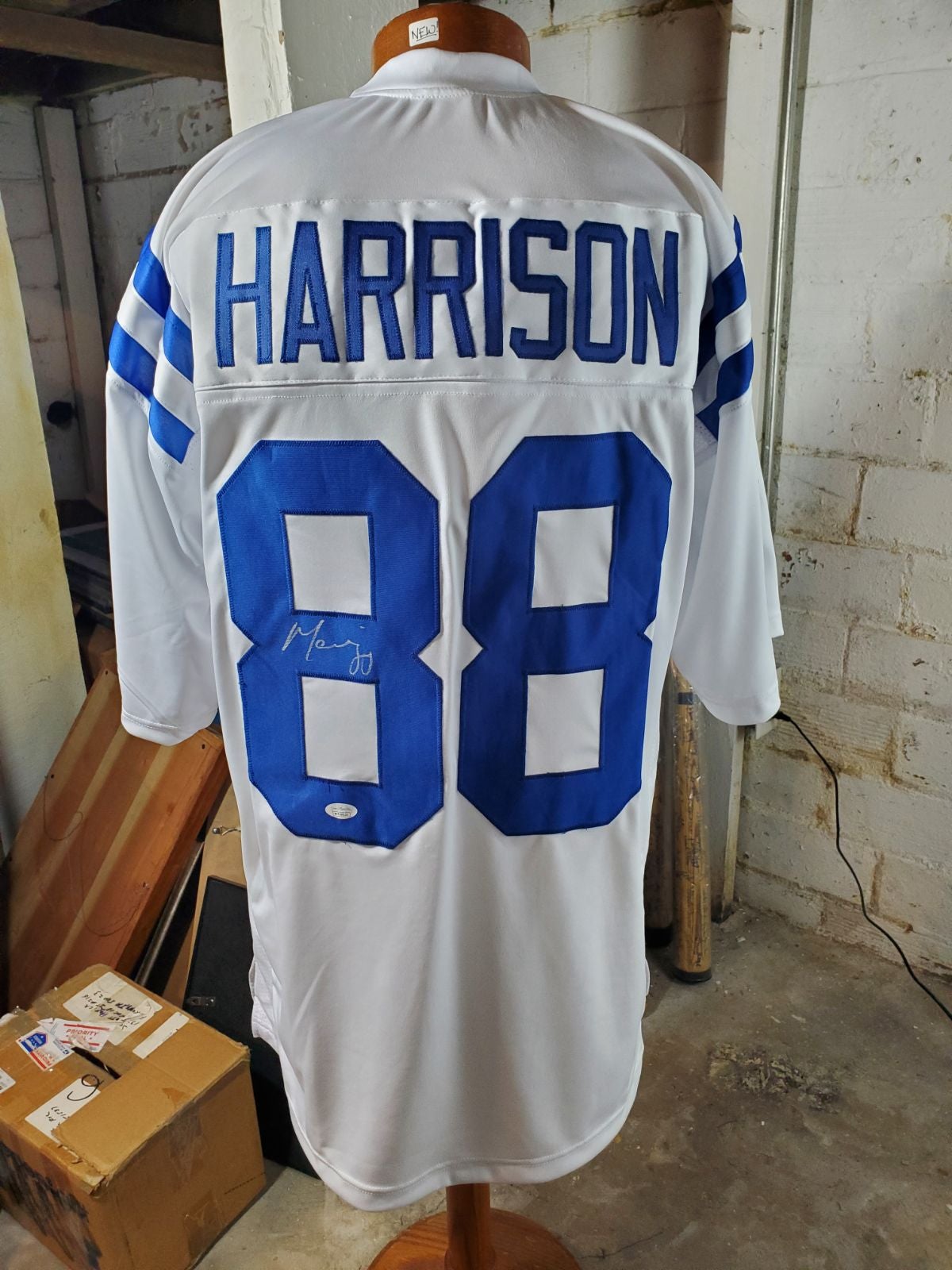 Indianapolis Colts Marvin Harrison Autographed Pro Style Jersey. JSA authentic simple and generous design