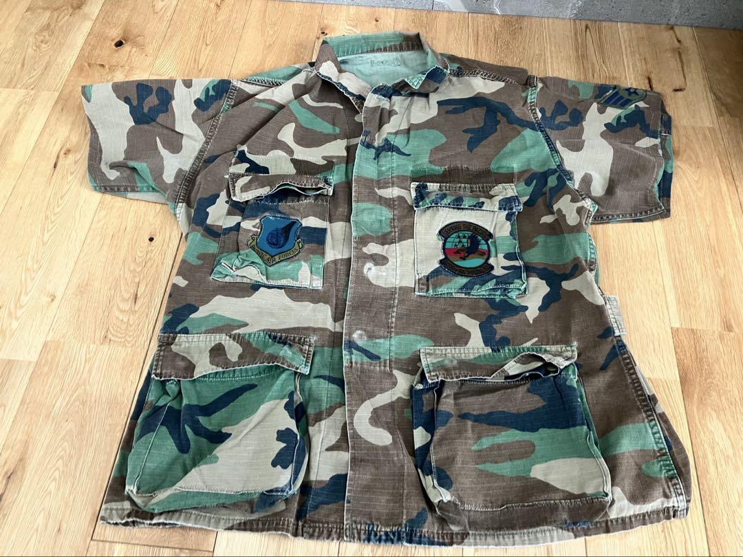 Mid-term camouflage uniform, ripstop, woodland pattern, with patches, for airsoft.