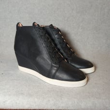 Linea Paolo Womens Boot 12 Black Leather Hidden Wedge Heel Bootie Ankle Sneakers