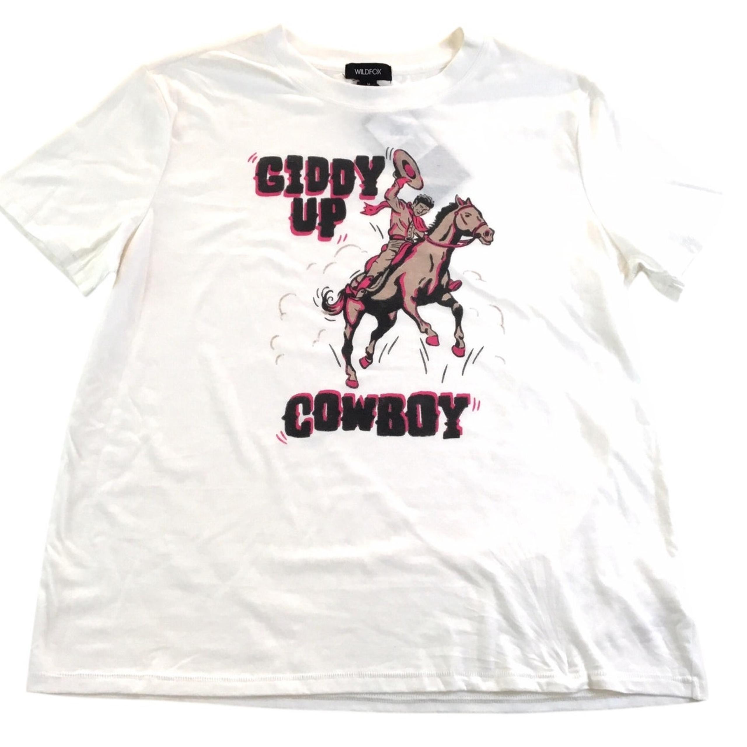 Giddy Up Cowboy T-Shirt Horse Cowboy Hat  NWT Medium NWT