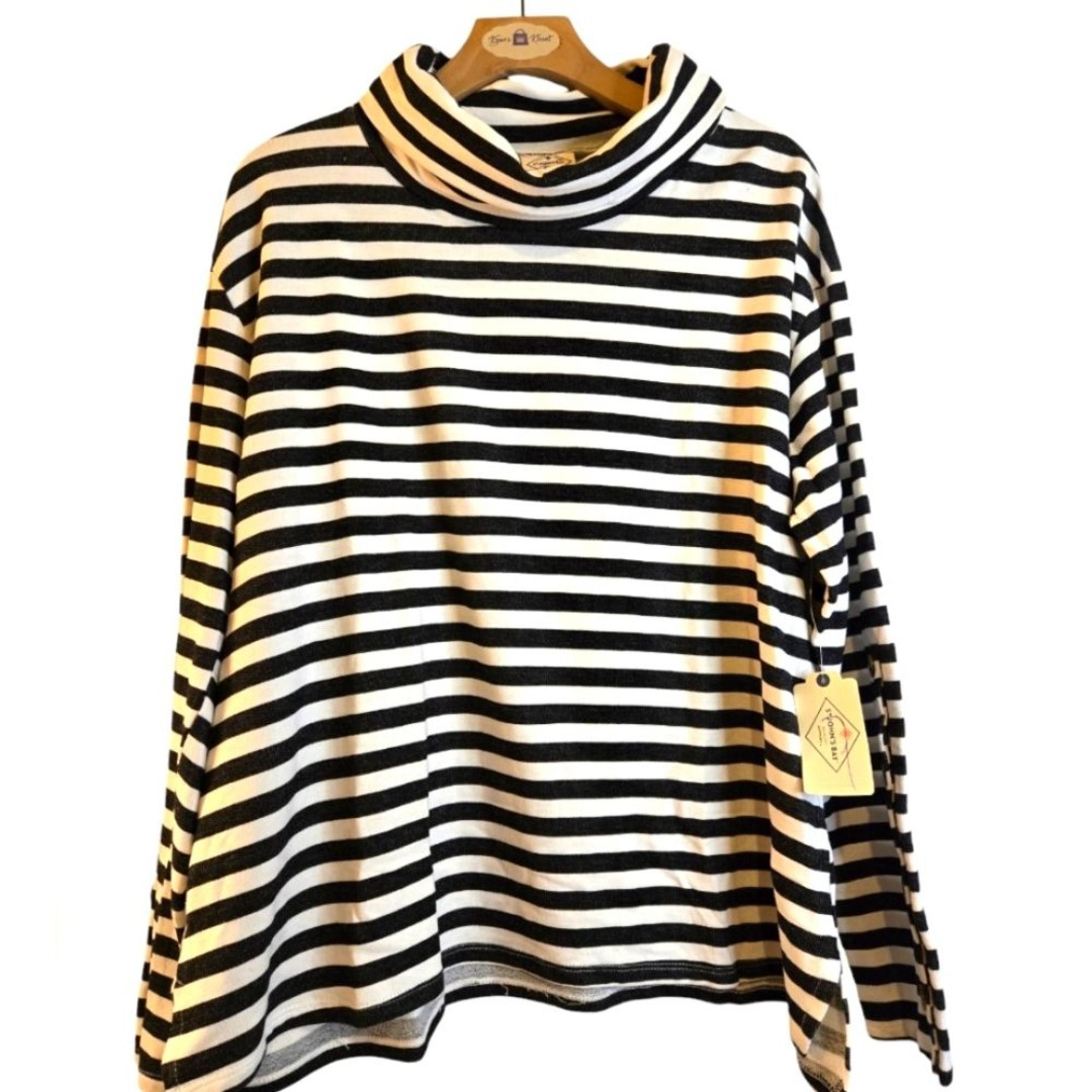 St. John's Bay Women's Funnel Neck Sweatshirt in Black/White Striped New Size XL