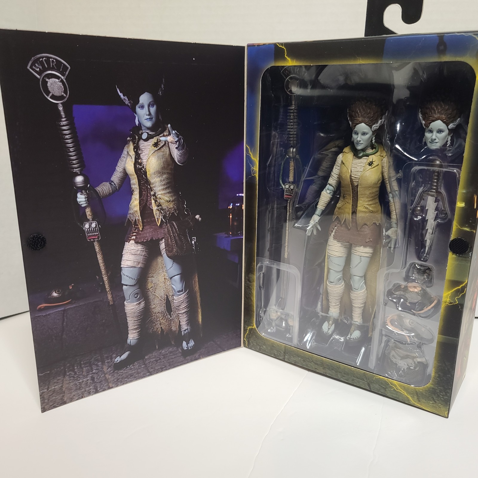 Selling Neca tmnt Monsters April O'Neil