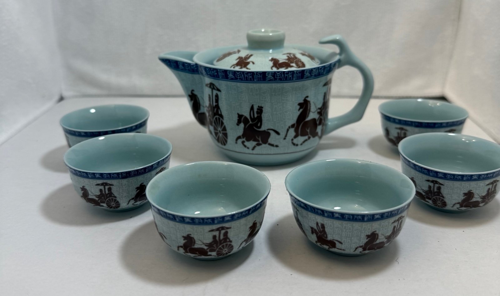 Elegant 7 Pc Premium Horse and Wagon Tea Set Fine Tea Pot Tea Cups Traditional