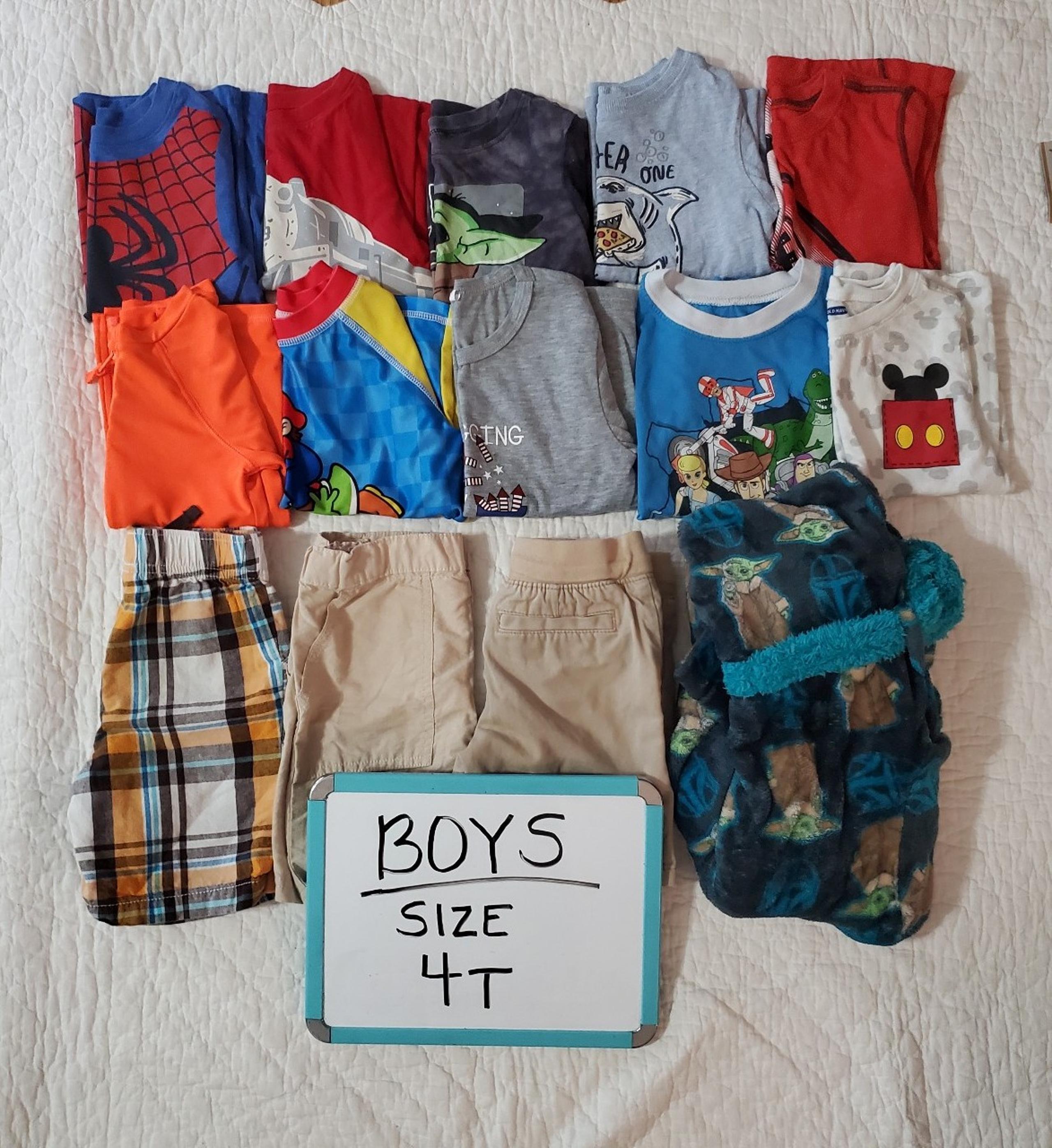 Boys Size 4T Spring and Summer Clothes LOT  14 Items - Shirts - Shorts - Robe
