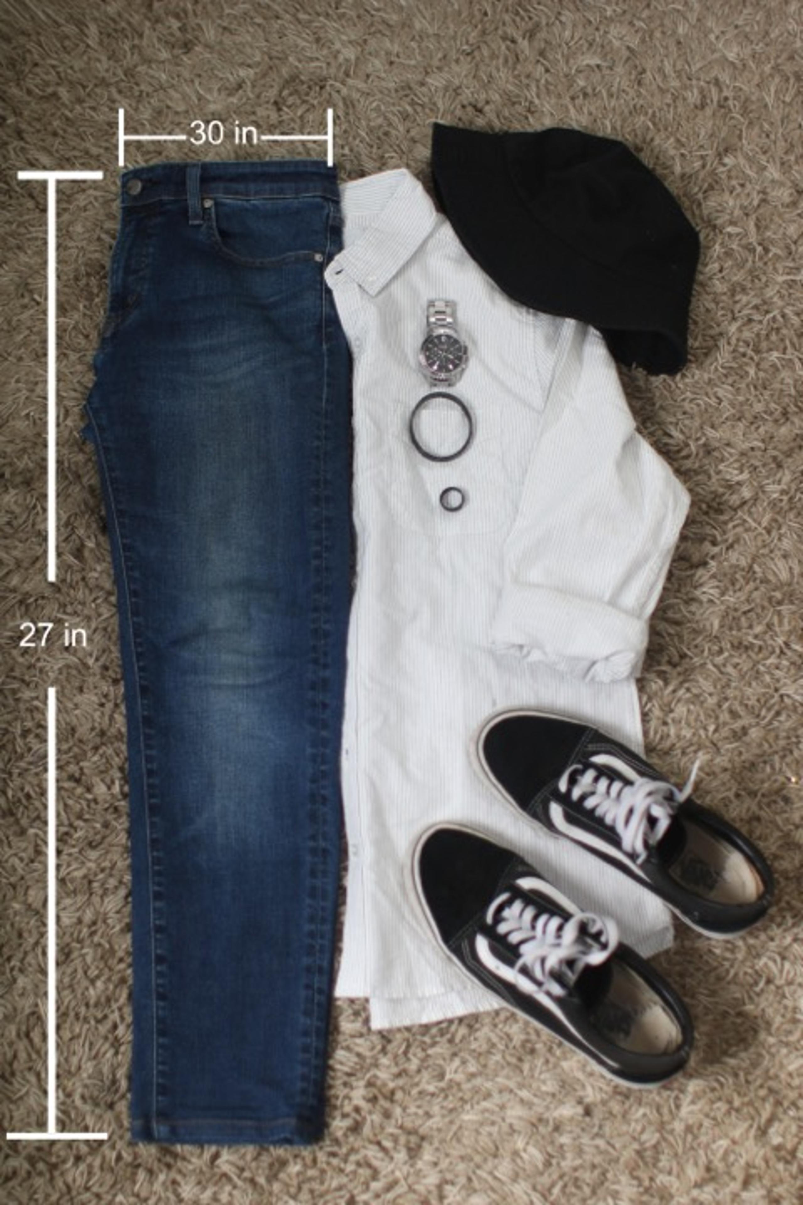 Uniqlo Jeans 30W x 27.5L