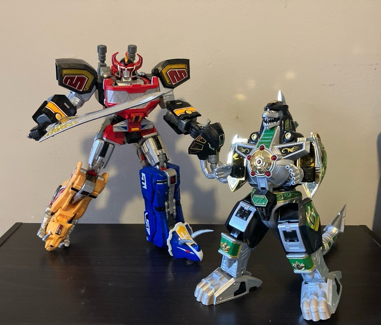 MMPR Mighty Morphin Power Rangers Megazord Dragonzord