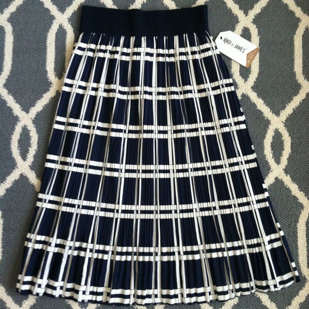 Navy/White Plaid Andi + James Pleated Elastic Waist Pull On Flounce Skirt (NWT)