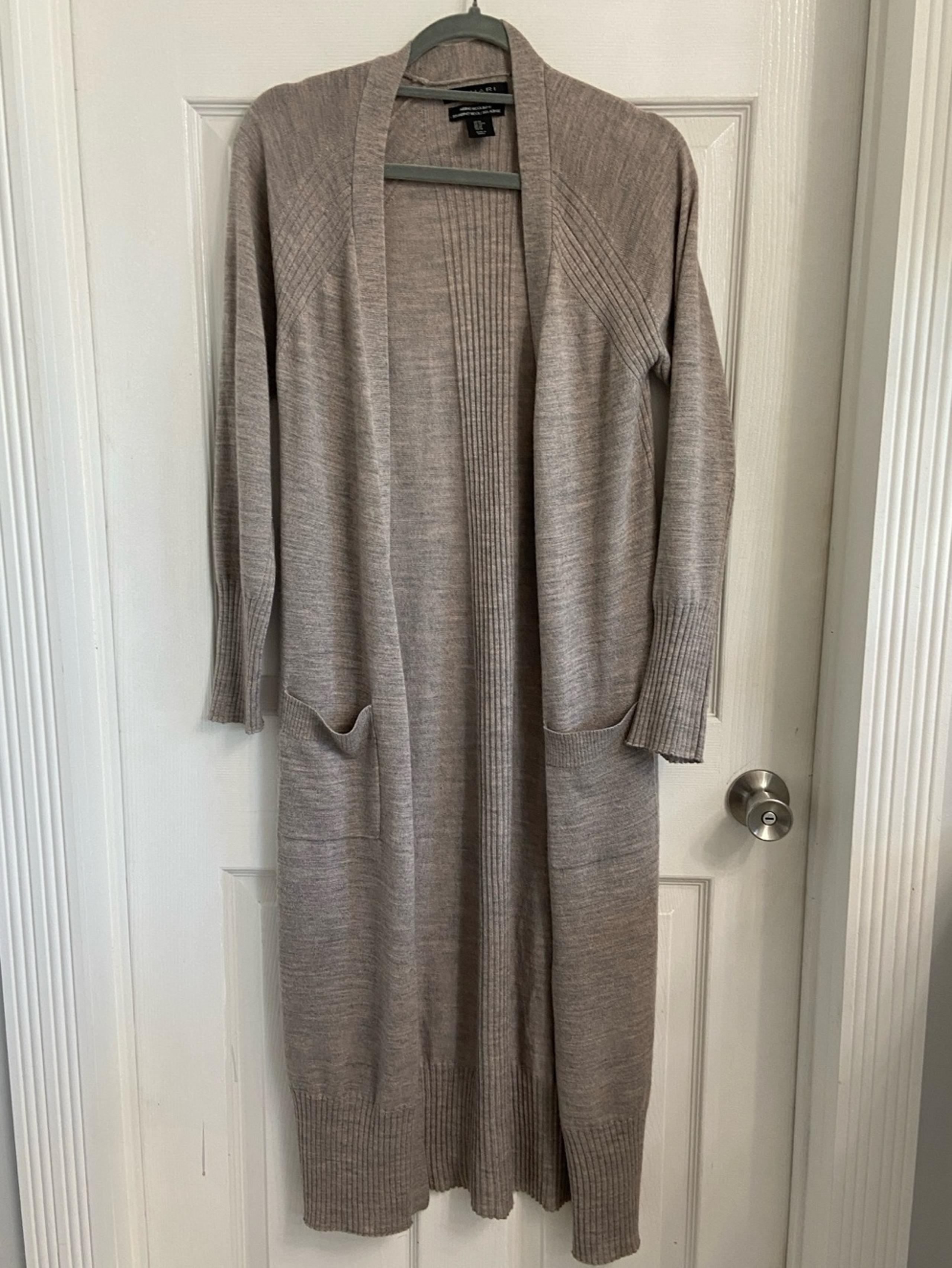 Tahari Open Cardigan Sweater Merino Wool Blend Long Length Medium Tan