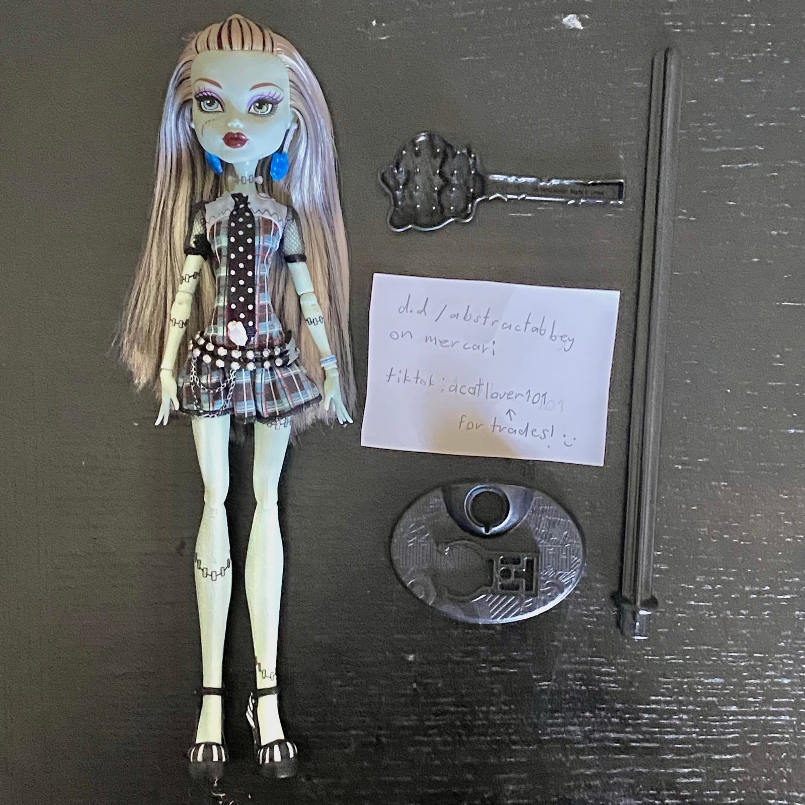 Monster High first wave Frankie gold elastic