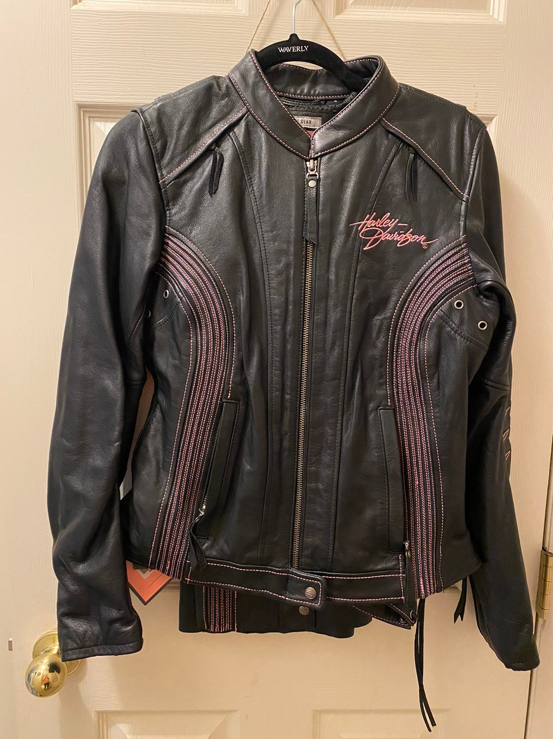Womens Harley Davidson Leather Jacket Breast Cancer Awareness Edition