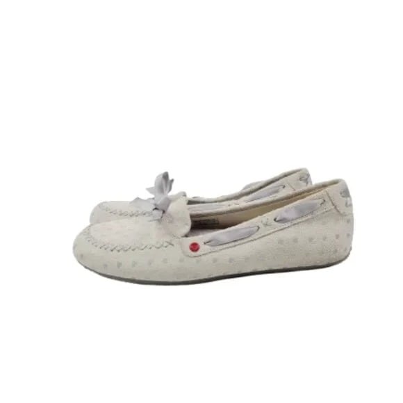 UGG Women's Off-White I Heart Belle 1007114 Slip-On Flat Loafers Size US 8