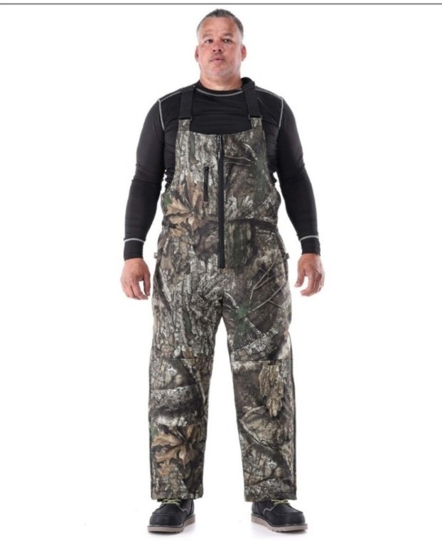 NEW! RefrigiWear Camouflage Overalls Sz Medium NWT