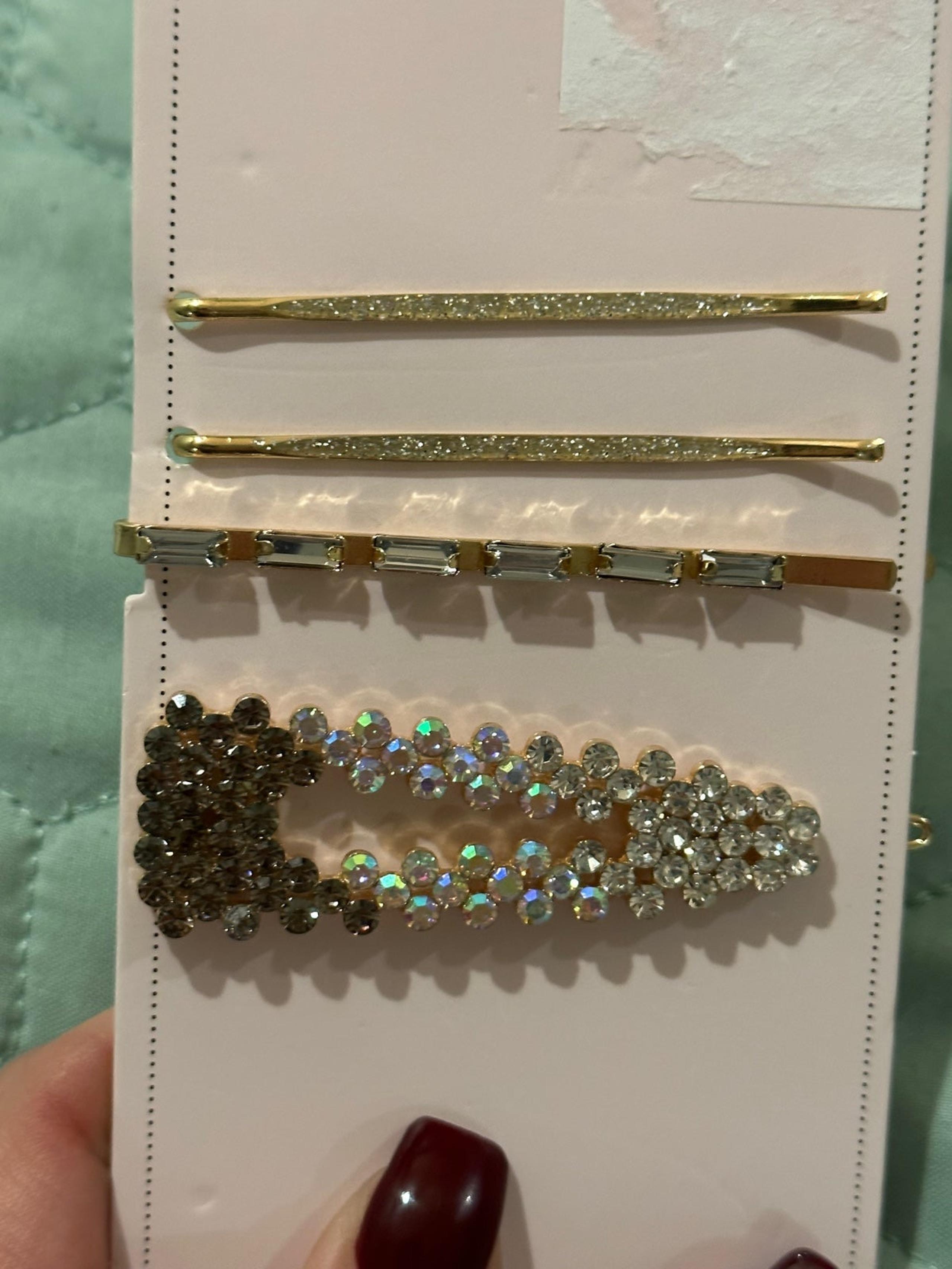 Hair clips