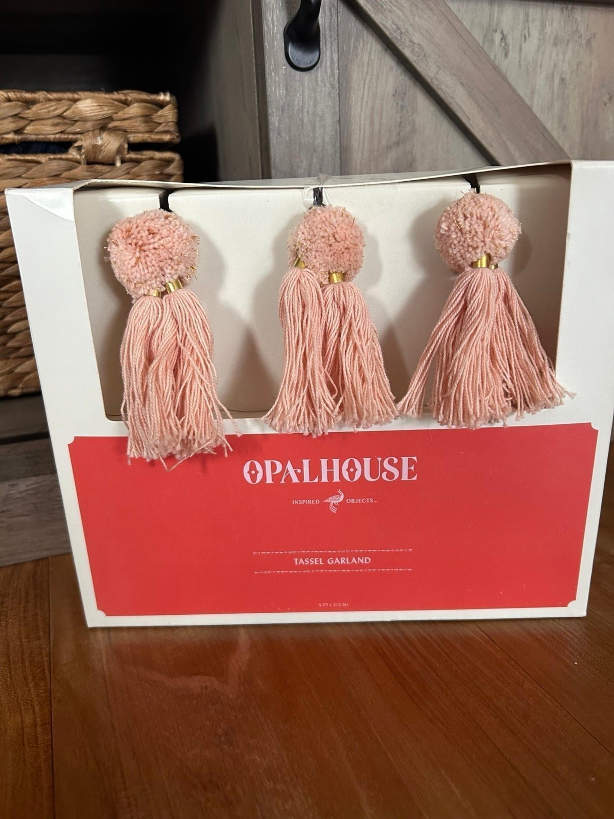 Opalhouse pink/gold tassel garland home decor