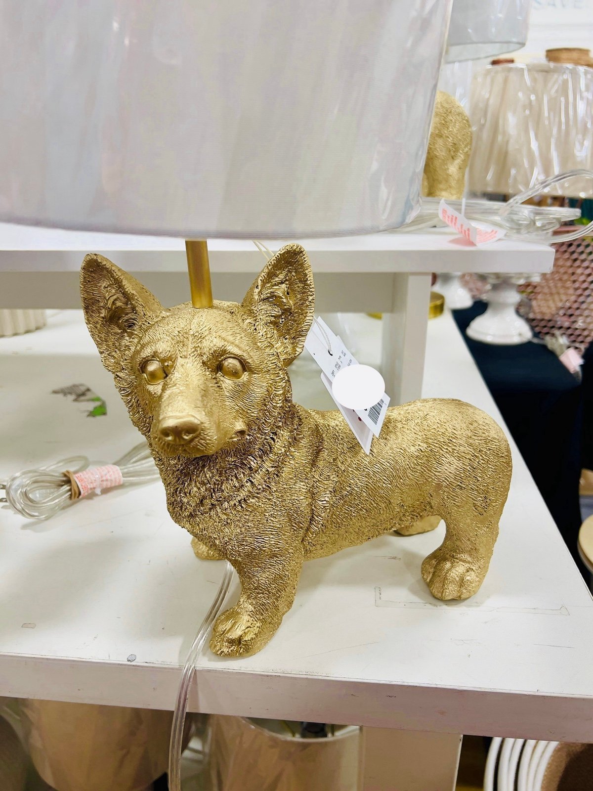 Novagratz Corgi Lamp in metallic brushed gold