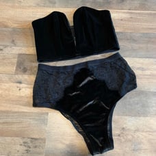 VS Vintage Dream Angels Velvet Bustier Top & High Waisted Velvet Lace Panty