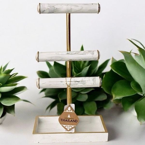 NWT Made in Thailand Gorgeous 16” Tall jewelry 3 rods square Tray Organizer
