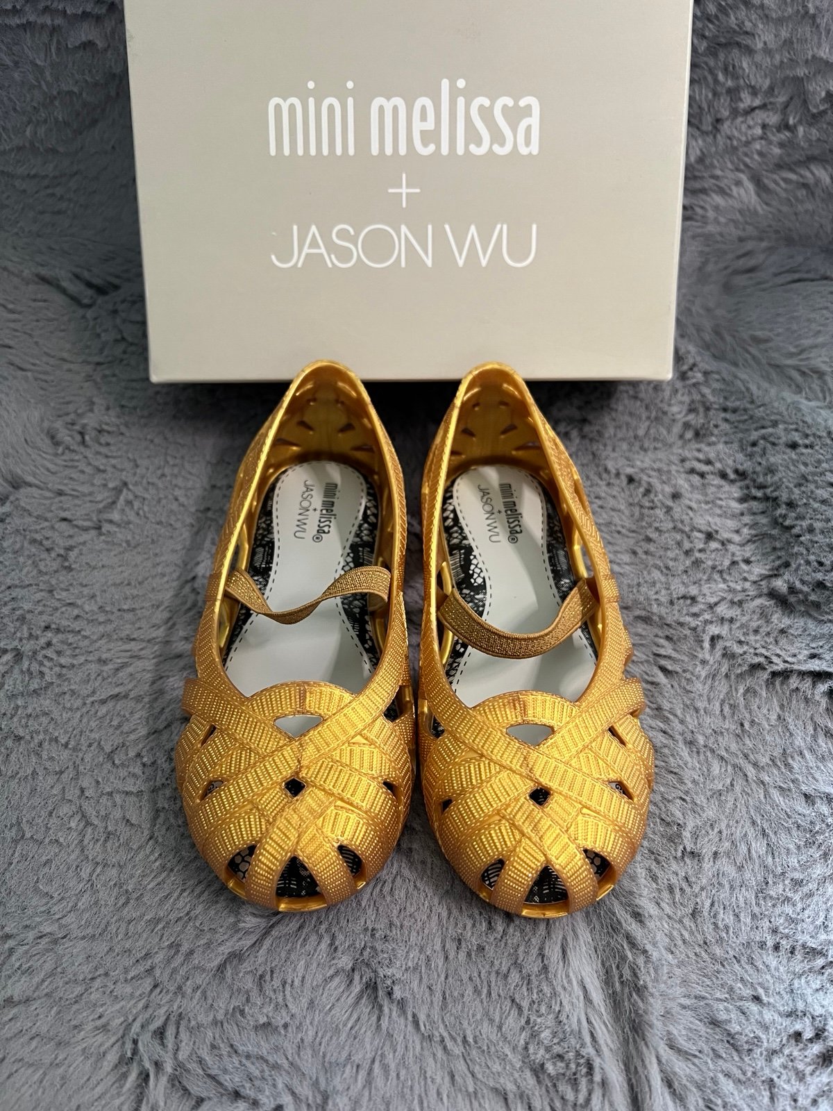 BRAND NEW Mini Melissa + Jason Wu Gold Shoes 10