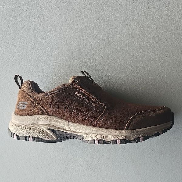 Skechers Brown Athletic Shoes with Durable Design