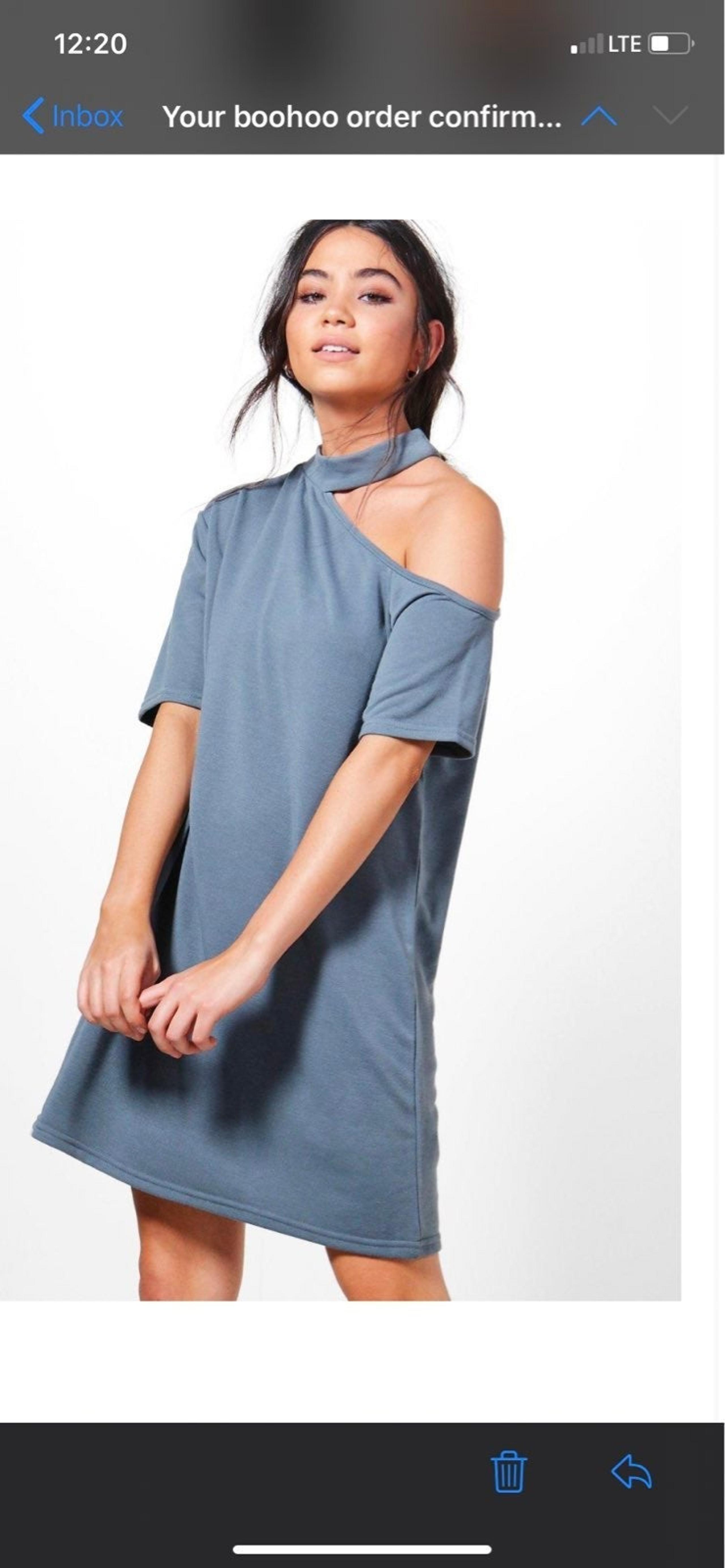 Choker cold shoulder sweater dress
