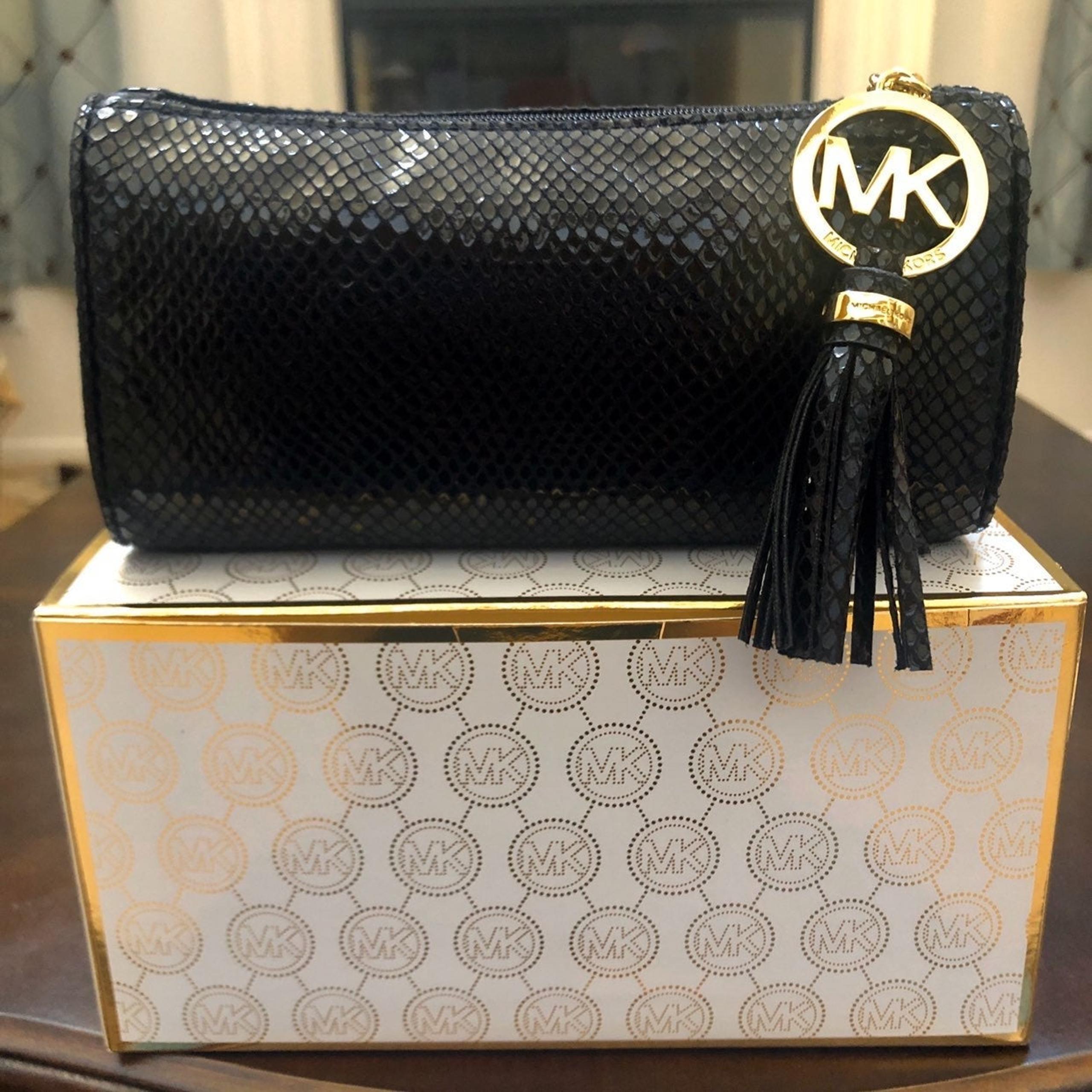 Michael Kors clutch