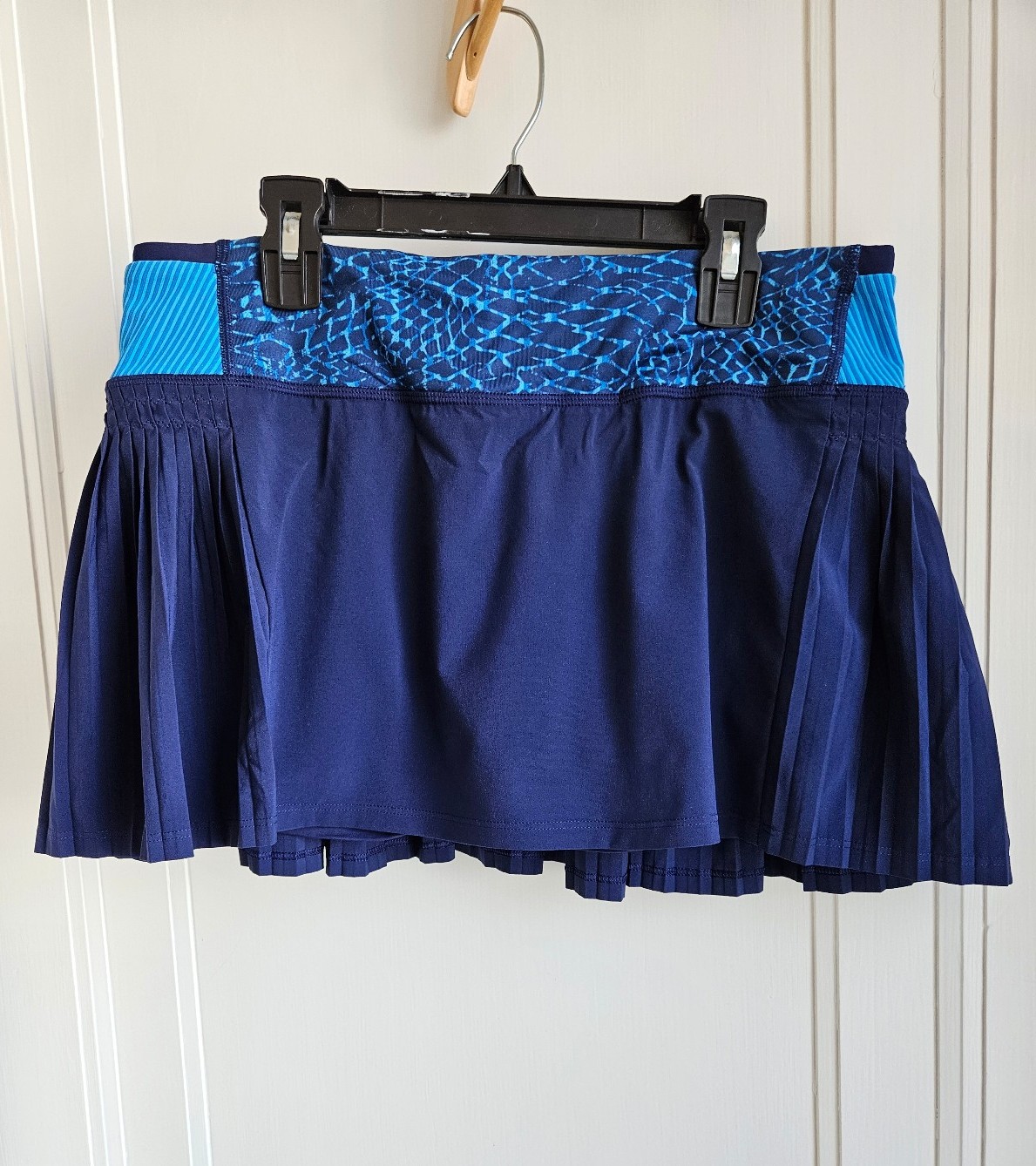 Lululemon Tennis/ Running Skirt ( skort)