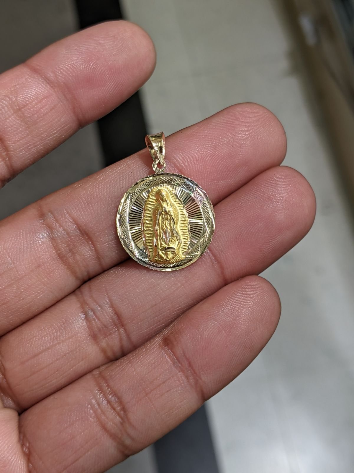 10kt Real Gold doubles Face Pendant