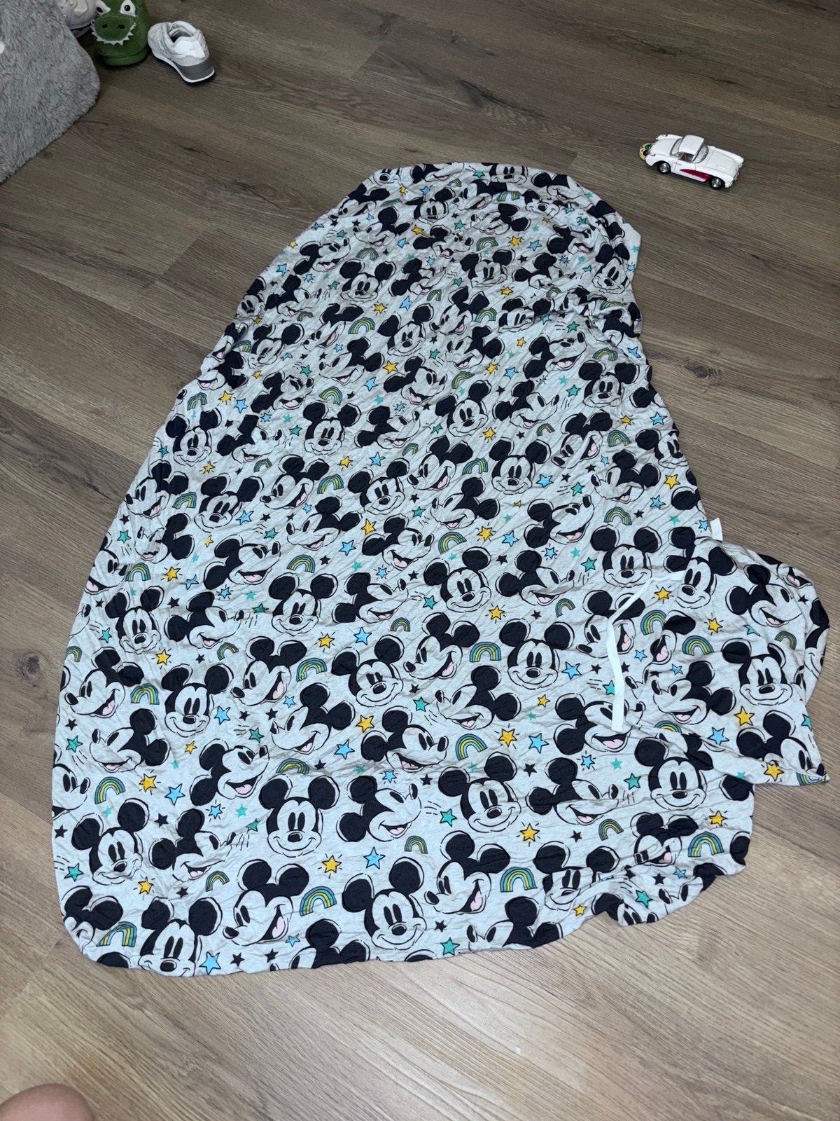 Mikey little sleepies crib sheets