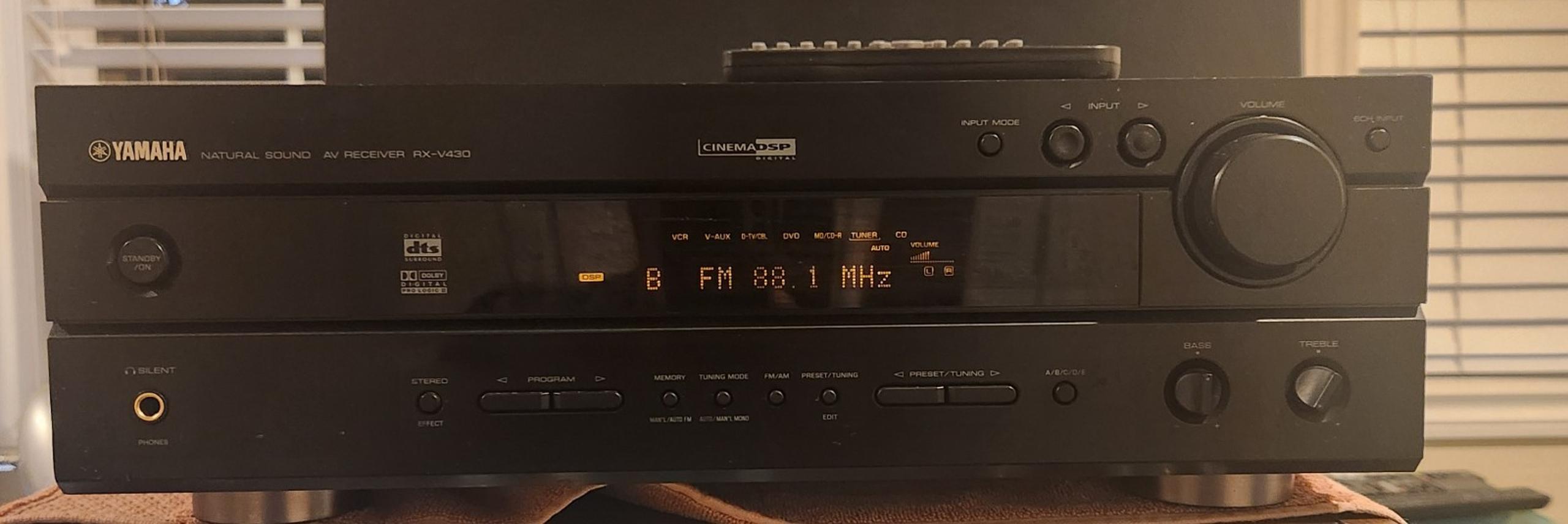Yamaha RX V430 5.1 Channel 375 Watt Receiver