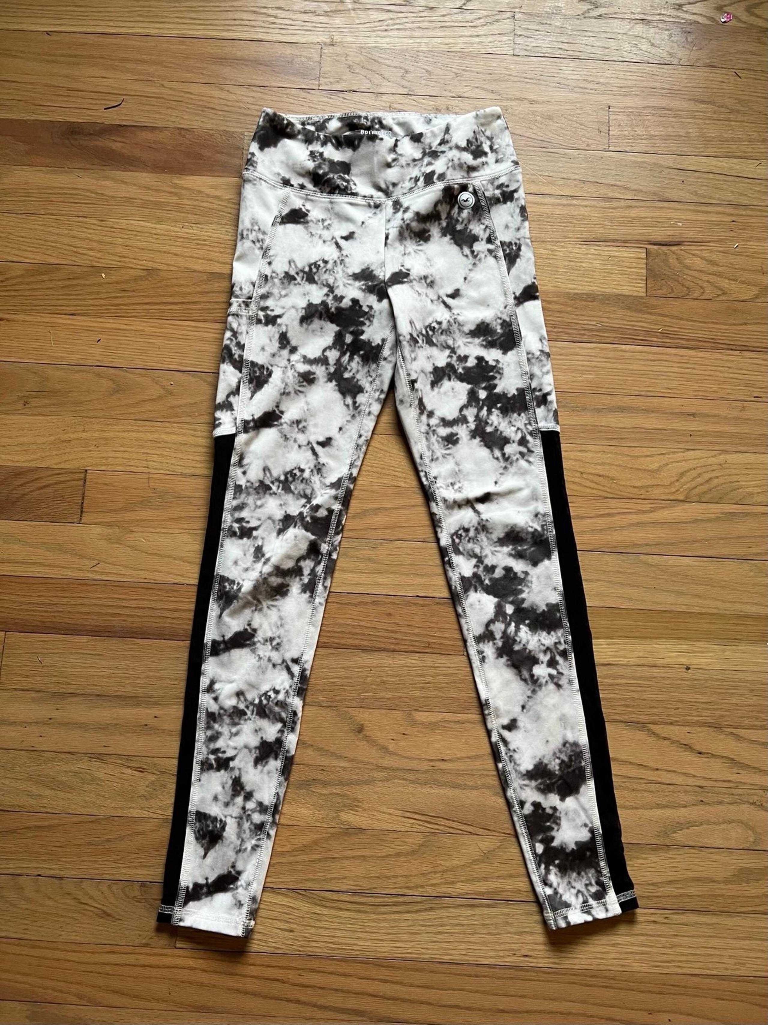 Hollister Womens XS Cali Sport White Gray Marble Leggings Media Pocket