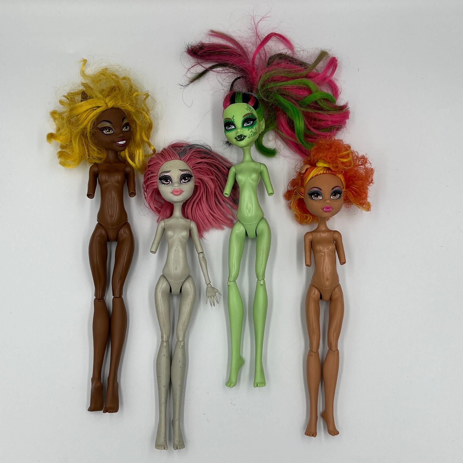 Monster High Dolls Missing Arms Hands