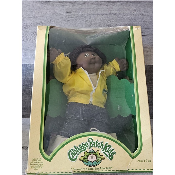 Vtg Cabbage Patch Kids in Box African American 1983 Girl Coleco 3900 In Org Box
