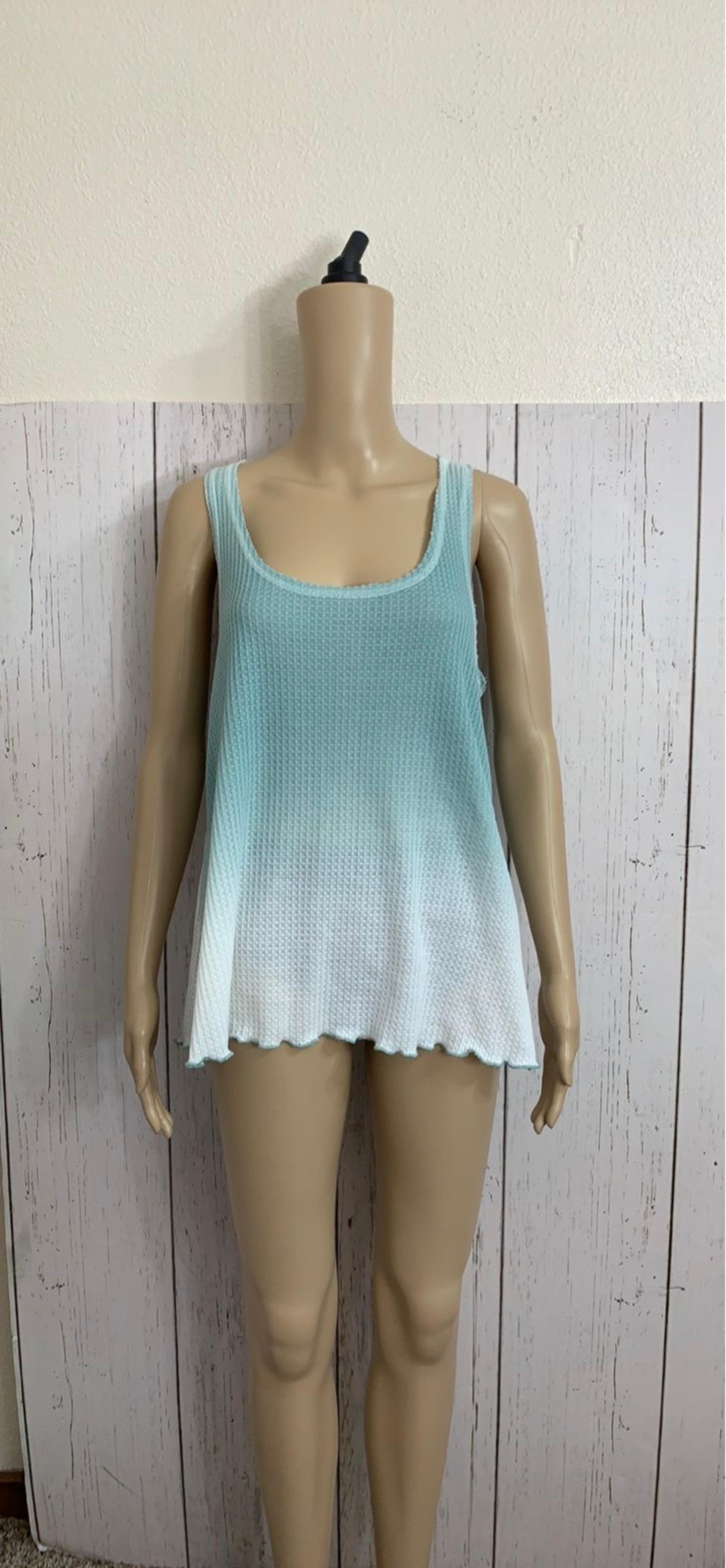 NWT Gilli Waffleknit Racerback Tanktop