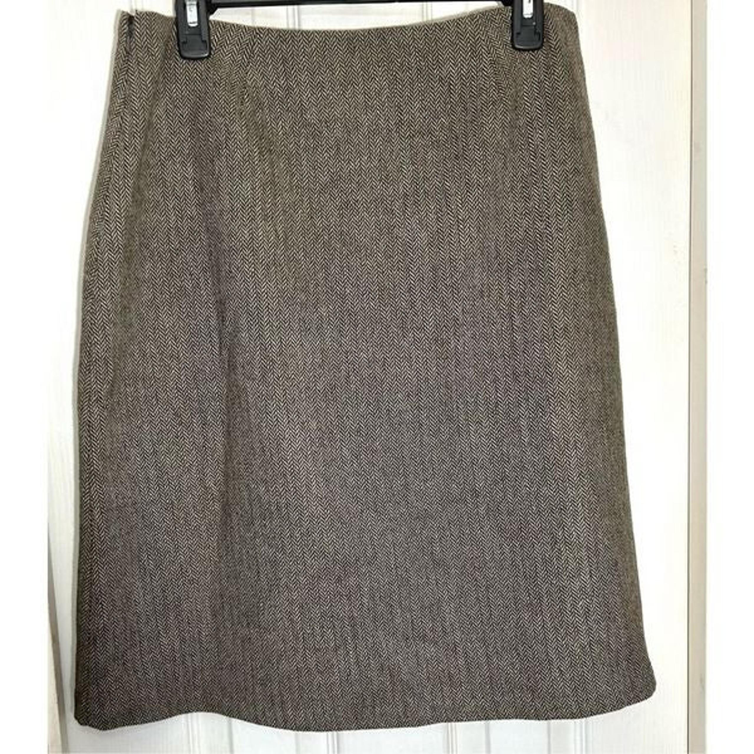 Geoffrey Beene Sport Wool Blend size:8 A-Line Skirt