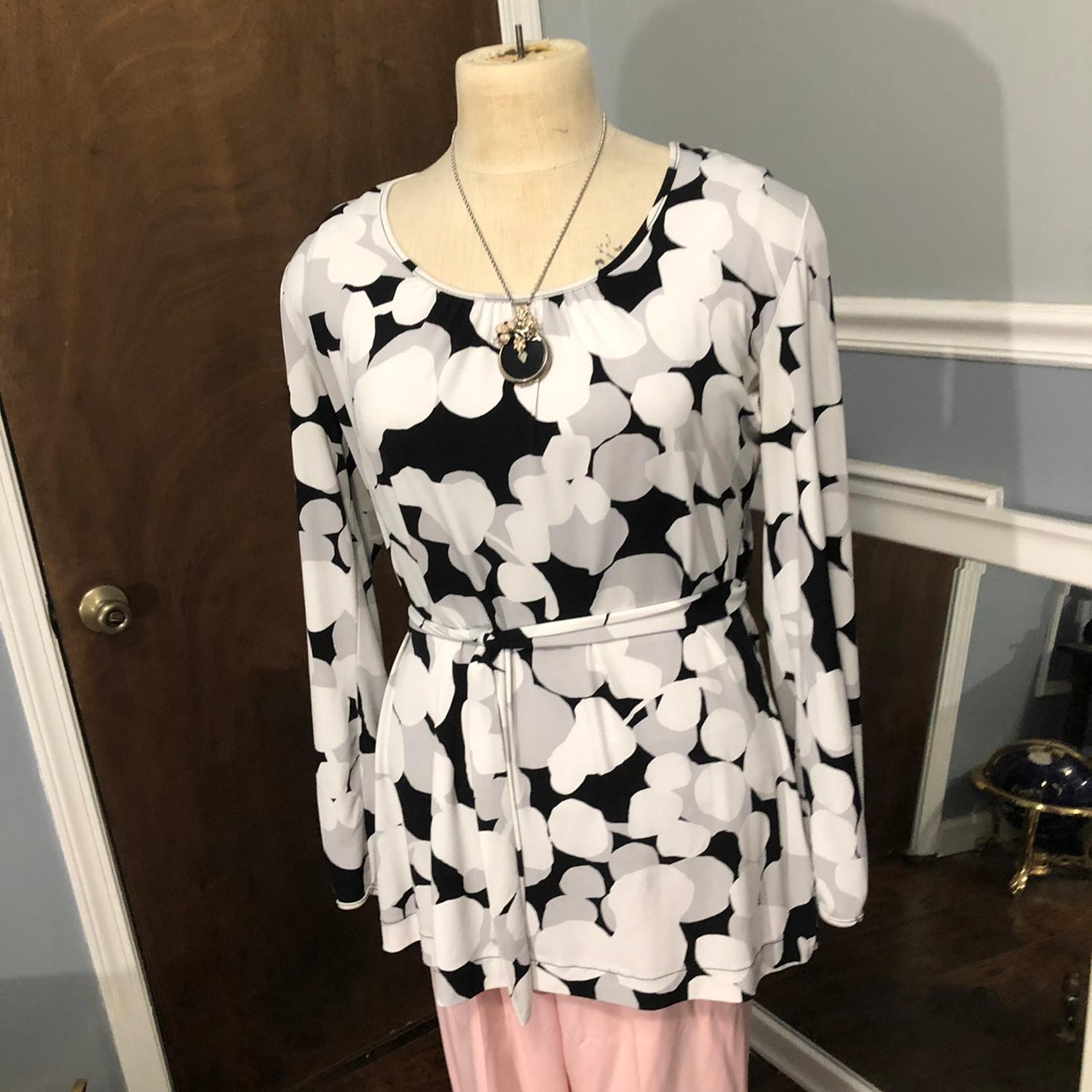 worthington black and white tunic