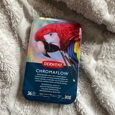 Derwent Chromaflow 36 Colored Pencils Set