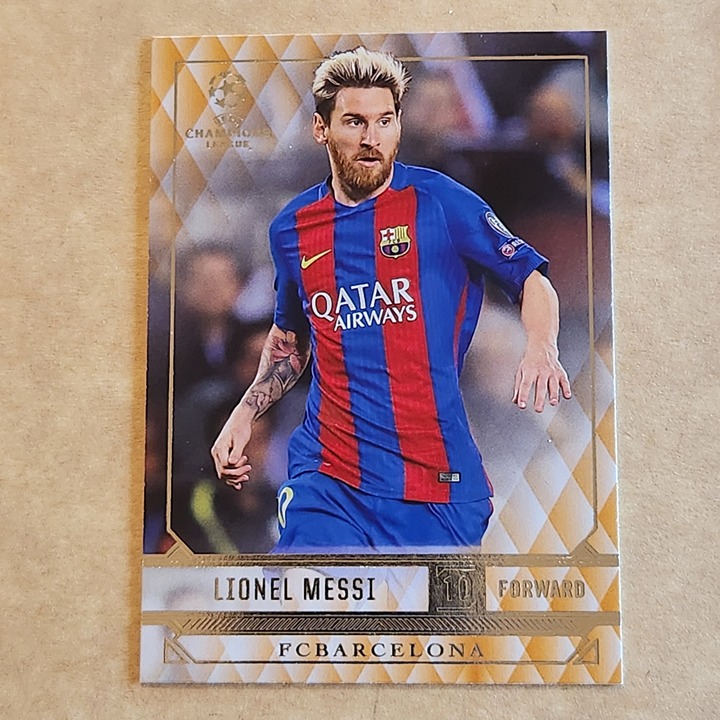 LIONEL MESSI #50 2016-17 Topps UEFA Champions League Showcase ORANGE BARCELONA