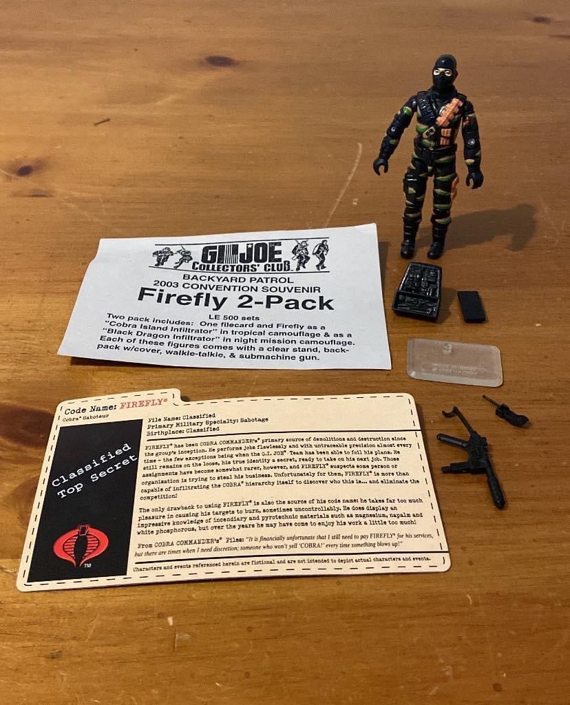 2003 GI Joe JoeCon Exclusive Firefly Island Infiltrator Action Figure