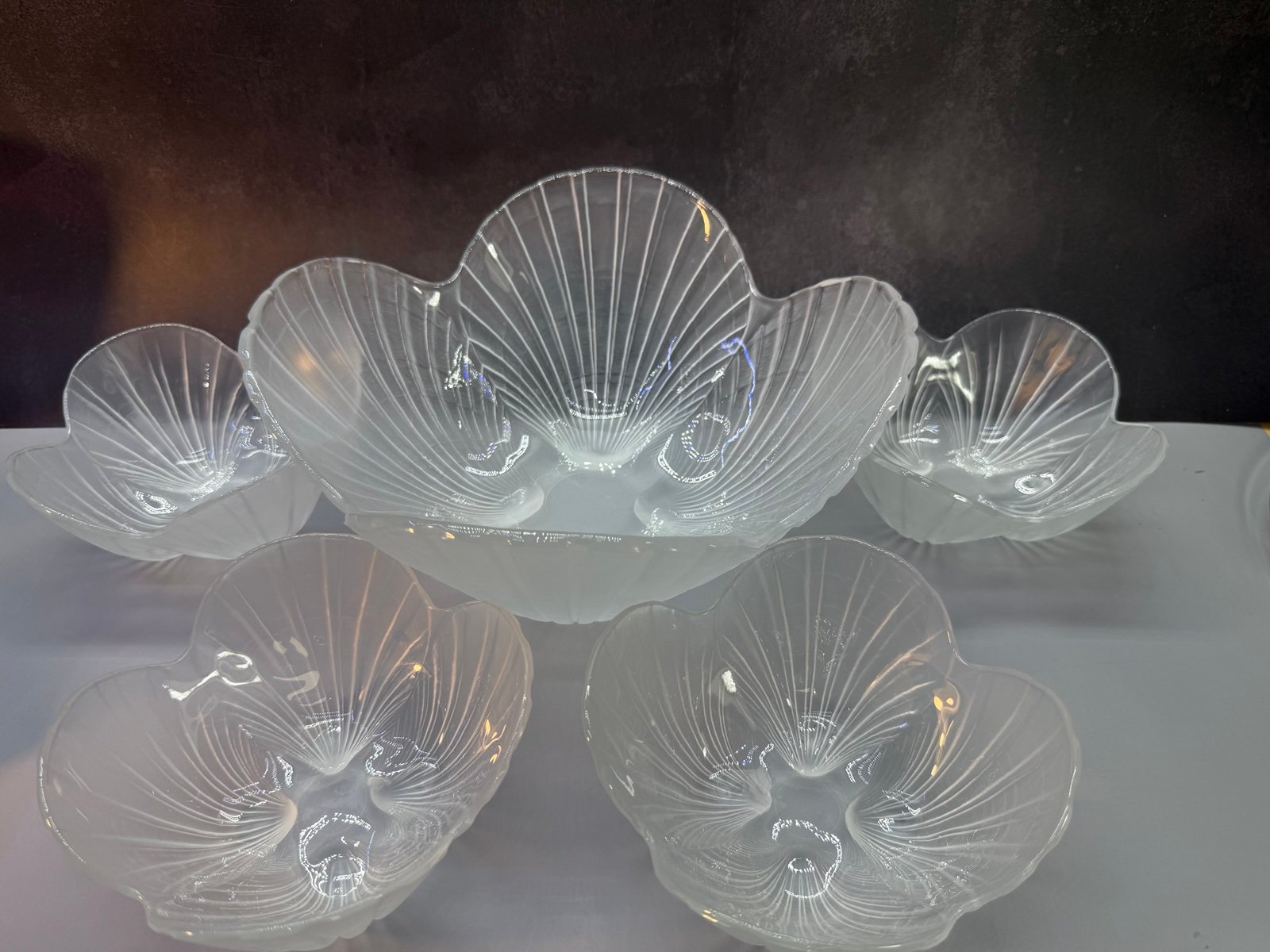 Gorgeous (5) Piece Vintage Mikasa Crystal  1980's Frosted Glass Scallop Seashell
