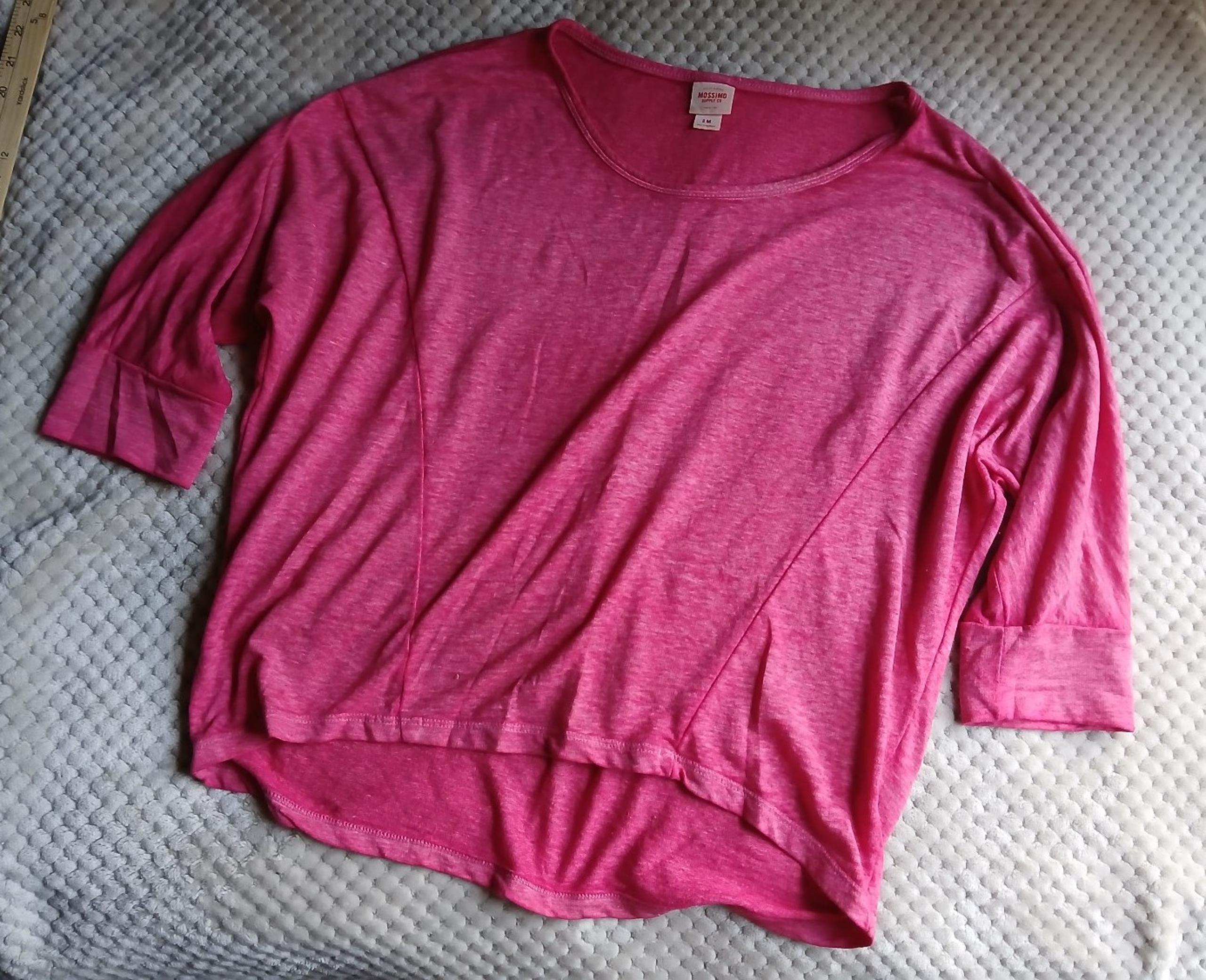 Mossimo size Medium Women's Thin Pink Loose Fitting half sleeve Top Shirt