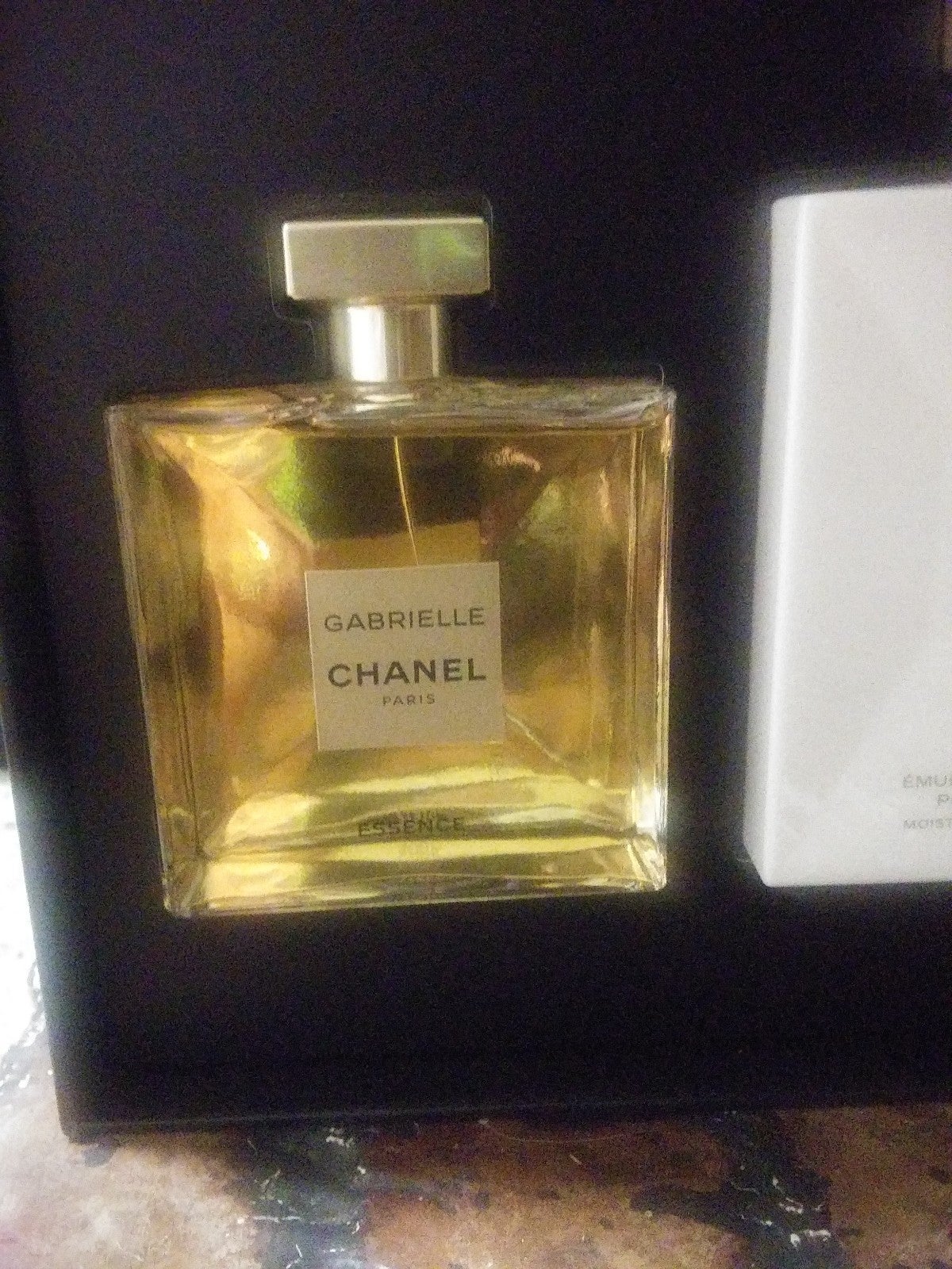 Chanel Gabrielle shops Gift Set 100% authentic